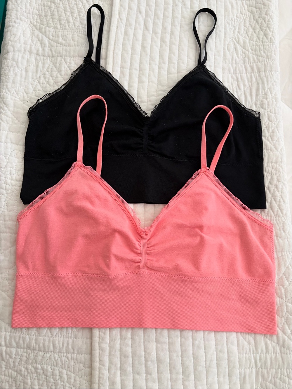 VICTORIA’S SECRET TWO Bralettes Adjustable Straps Pullover. Black & Salmon.Large